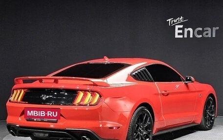 Ford Mustang VI рестайлинг, 2023 год, 4 660 000 рублей, 2 фотография