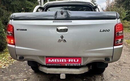 Mitsubishi L200 IV рестайлинг, 2017 год, 2 100 000 рублей, 4 фотография