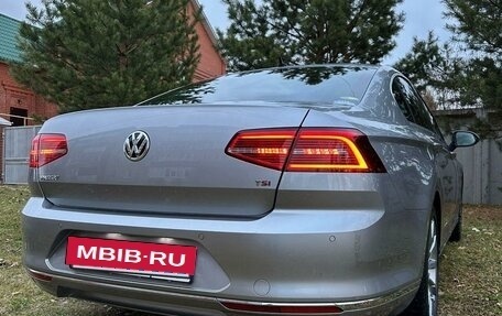 Volkswagen Passat B8 рестайлинг, 2017 год, 2 097 000 рублей, 8 фотография