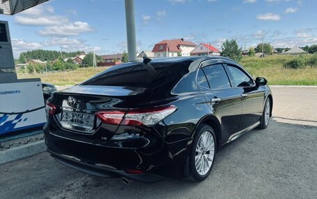 Toyota Camry, 2019 год, 3 550 000 рублей, 3 фотография