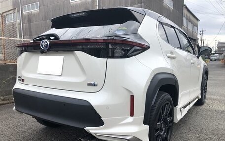 Toyota Yaris Cross, 2021 год, 1 850 000 рублей, 11 фотография