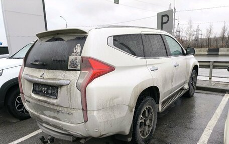 Mitsubishi Pajero Sport III рестайлинг, 2018 год, 3 399 000 рублей, 4 фотография