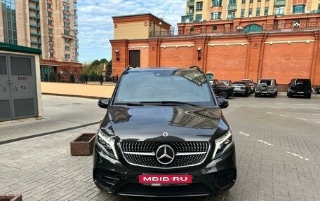 Mercedes-Benz V-Класс, 2022 год, 10 500 000 рублей, 3 фотография