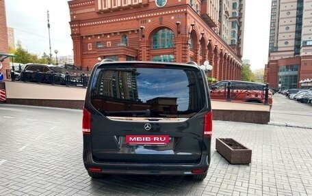 Mercedes-Benz V-Класс, 2022 год, 10 500 000 рублей, 5 фотография