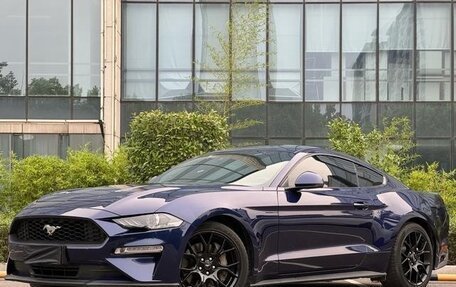 Ford Mustang VI рестайлинг, 2021 год, 2 500 000 рублей, 1 фотография