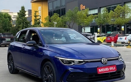 Volkswagen Golf VIII, 2021 год, 2 090 000 рублей, 1 фотография