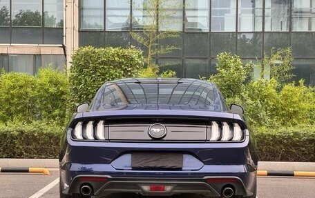 Ford Mustang VI рестайлинг, 2021 год, 2 500 000 рублей, 4 фотография