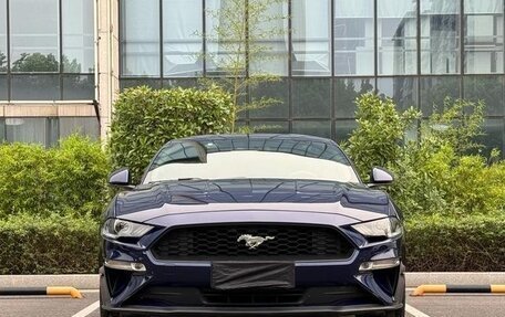 Ford Mustang VI рестайлинг, 2021 год, 2 500 000 рублей, 2 фотография