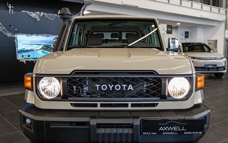 Toyota Land Cruiser 70, 2024 год, 11 299 000 рублей, 5 фотография