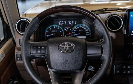 Toyota Land Cruiser 70, 2024 год, 11 299 000 рублей, 20 фотография