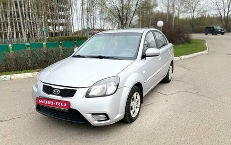 KIA Rio II, 2011 год, 725 000 рублей, 2 фотография