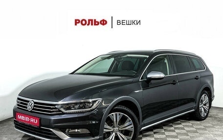 Volkswagen Passat B8 рестайлинг, 2018 год, 3 378 000 рублей, 1 фотография