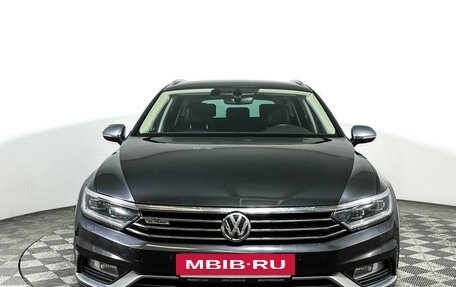 Volkswagen Passat B8 рестайлинг, 2018 год, 3 378 000 рублей, 2 фотография