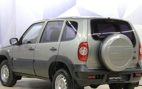 Chevrolet Niva I рестайлинг, 2011 год, 532 800 рублей, 3 фотография