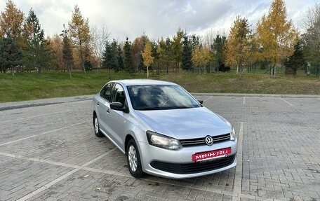 Volkswagen Polo VI (EU Market), 2014 год, 1 250 000 рублей, 2 фотография