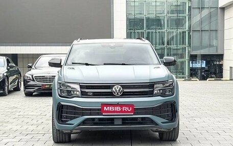 Volkswagen Teramont I, 2023 год, 4 200 000 рублей, 1 фотография