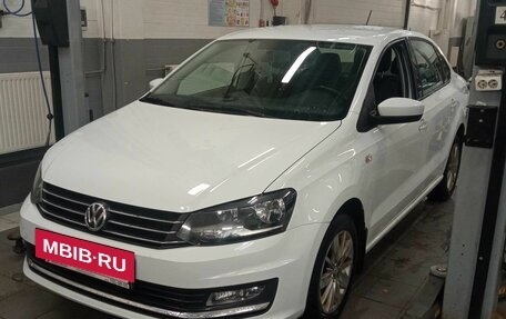 Volkswagen Polo VI (EU Market), 2017 год, 1 286 000 рублей, 2 фотография