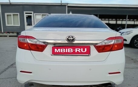 Toyota Camry, 2012 год, 1 580 000 рублей, 6 фотография