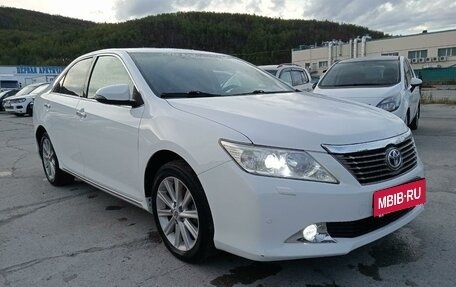 Toyota Camry, 2012 год, 1 580 000 рублей, 4 фотография