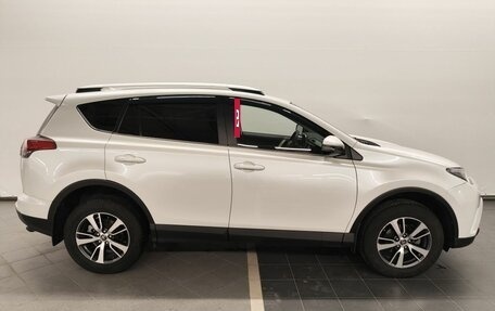 Toyota RAV4, 2018 год, 2 699 000 рублей, 6 фотография