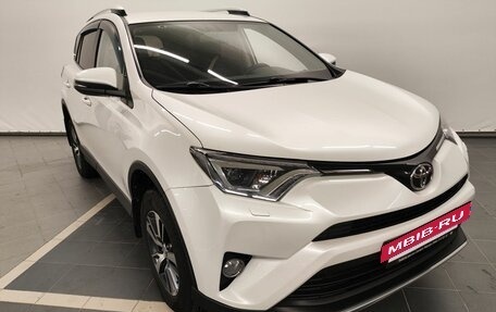 Toyota RAV4, 2018 год, 2 699 000 рублей, 7 фотография