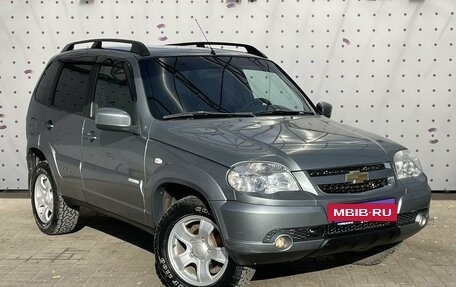 Chevrolet Niva I рестайлинг, 2012 год, 630 000 рублей, 2 фотография