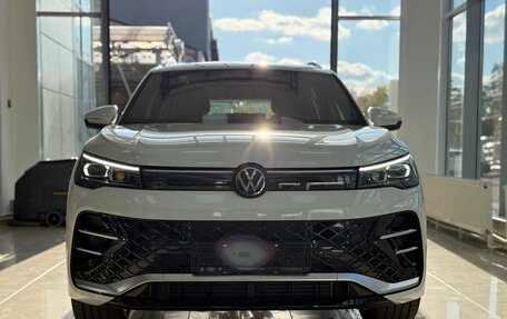 Volkswagen Tiguan, 2024 год, 5 900 000 рублей, 2 фотография