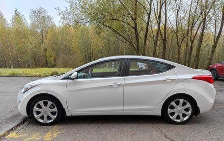 Hyundai Elantra V, 2011 год, 1 300 000 рублей, 2 фотография