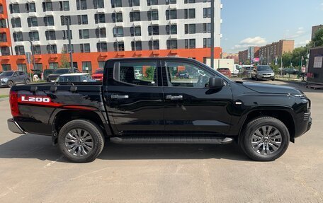 Mitsubishi L200, 2024 год, 4 633 333 рублей, 2 фотография