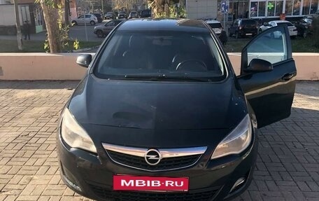 Opel Astra J, 2011 год, 390 000 рублей, 8 фотография