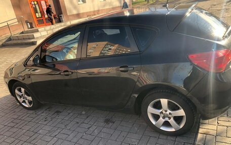 Opel Astra J, 2011 год, 390 000 рублей, 14 фотография