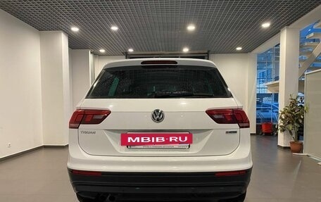 Volkswagen Tiguan II, 2019 год, 2 890 000 рублей, 4 фотография