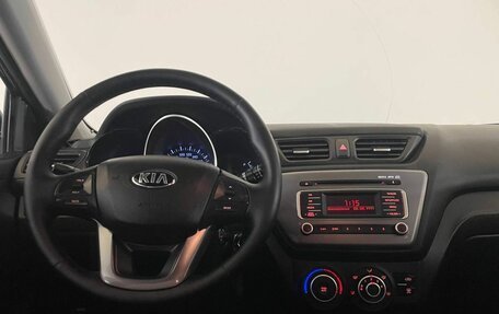 KIA Rio III рестайлинг, 2014 год, 895 000 рублей, 10 фотография