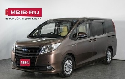 Toyota Noah III, 2014 год, 2 079 000 рублей, 1 фотография