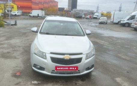 Chevrolet Cruze II, 2009 год, 650 000 рублей, 7 фотография