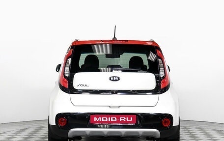 KIA Soul II рестайлинг, 2017 год, 1 765 000 рублей, 6 фотография