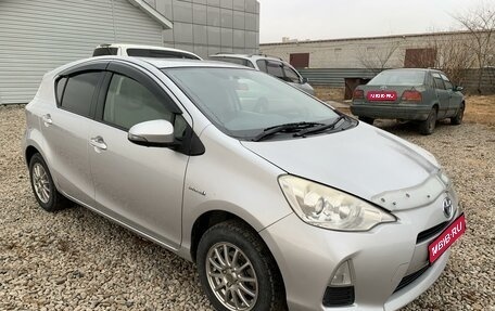 Toyota Aqua I, 2013 год, 780 000 рублей, 1 фотография