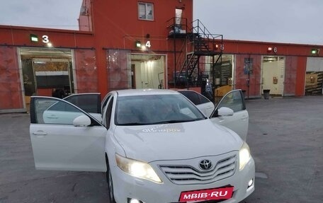 Toyota Camry, 2010 год, 1 400 000 рублей, 2 фотография