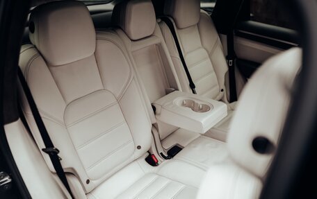 Porsche Cayenne III, 2011 год, 10 фотография