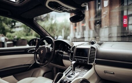 Porsche Cayenne III, 2011 год, 22 фотография