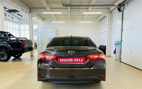 Toyota Camry, 2018 год, 2 999 000 рублей, 5 фотография