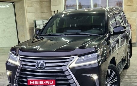 Lexus LX III, 2018 год, 9 500 000 рублей, 1 фотография