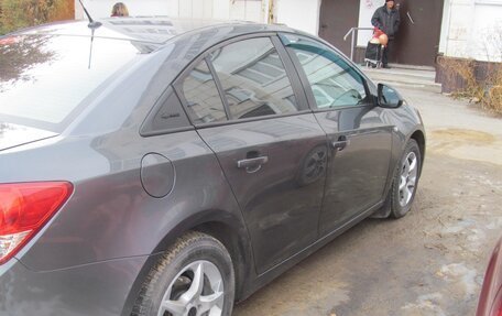 Chevrolet Cruze II, 2011 год, 790 000 рублей, 3 фотография