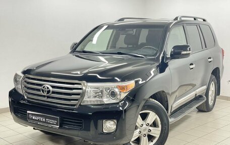 Toyota Land Cruiser 200, 2013 год, 3 795 000 рублей, 1 фотография