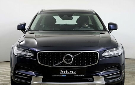 Volvo V90 Cross Country I рестайлинг, 2018 год, 3 098 000 рублей, 2 фотография