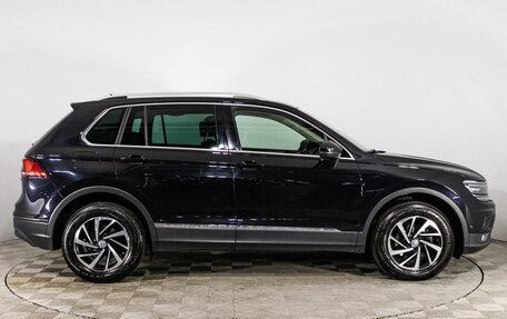 Volkswagen Tiguan II, 2018 год, 2 649 000 рублей, 4 фотография