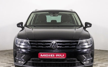 Volkswagen Tiguan II, 2018 год, 2 649 000 рублей, 2 фотография