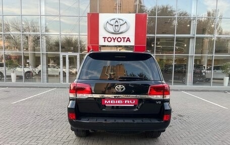 Toyota Land Cruiser 200, 2016 год, 6 250 000 рублей, 6 фотография