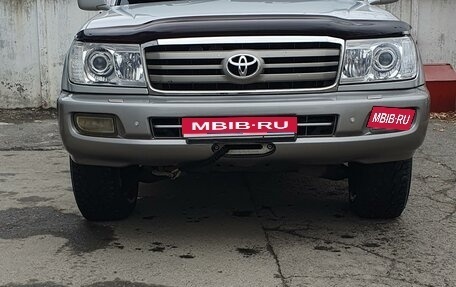 Toyota Land Cruiser 100 рестайлинг 2, 2006 год, 3 330 000 рублей, 1 фотография