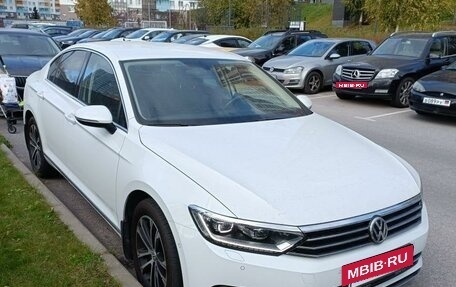 Volkswagen Passat B8 рестайлинг, 2018 год, 2 070 000 рублей, 3 фотография